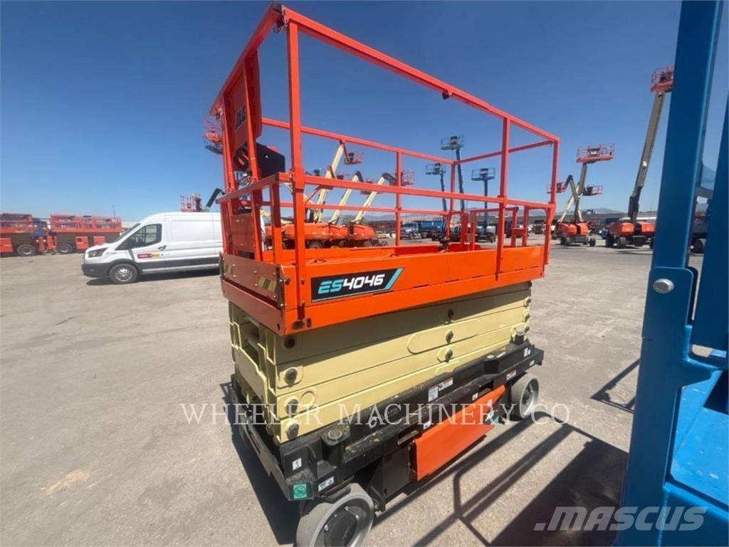 JLG ES4046 Šķerveida pacēlāji