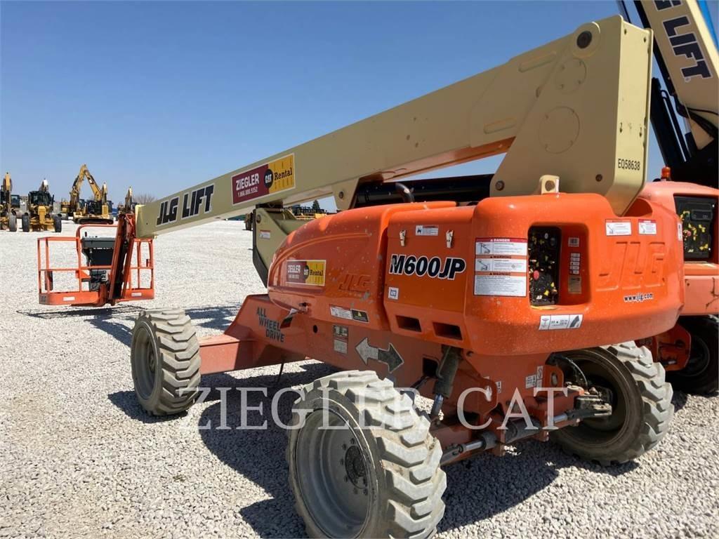 JLG M600JP Strēles pacēlāji
