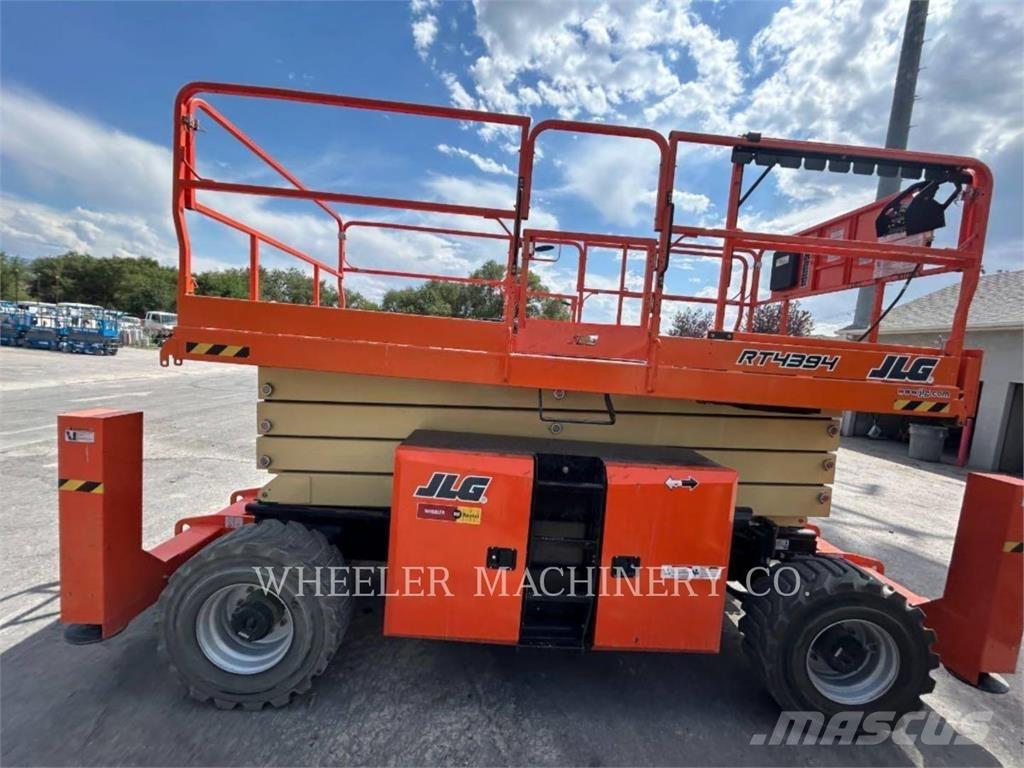 JLG RT4394 Šķerveida pacēlāji