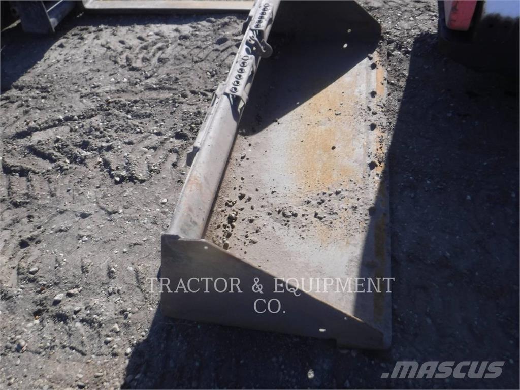 John Deere 320E Lietoti riteņu kompaktiekrāvēji