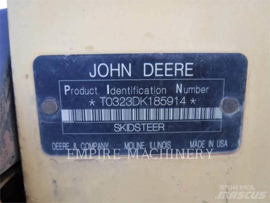 John Deere 323D Lietoti riteņu kompaktiekrāvēji