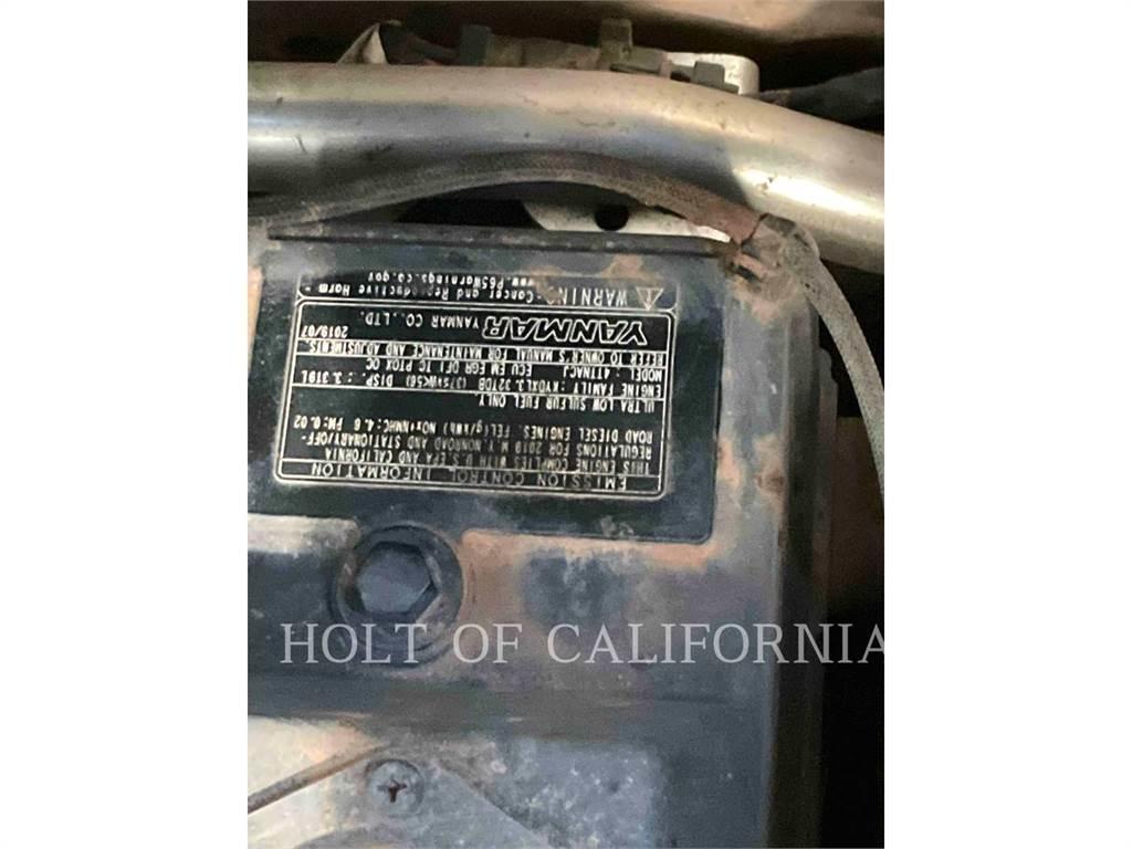 John Deere 324G Lietoti riteņu kompaktiekrāvēji