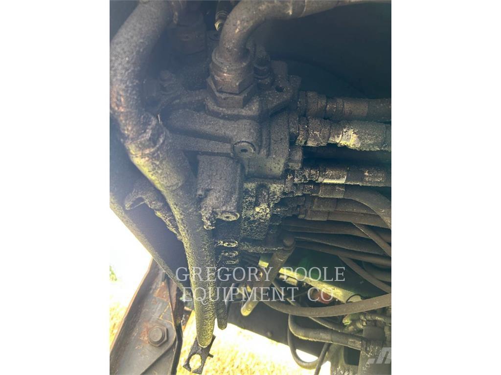 John Deere 437D Baļķu iekrāvēji