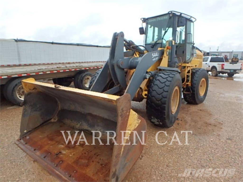 John Deere 544 Iekrāvēji uz riteņiem