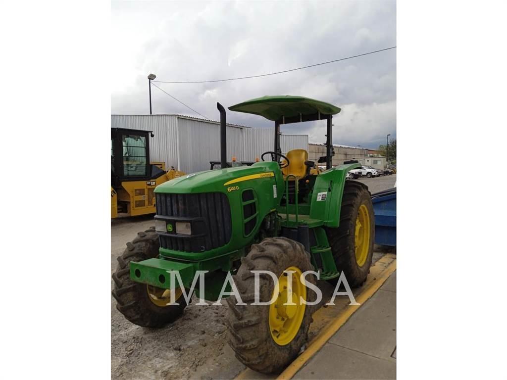 John Deere 6110D Traktori