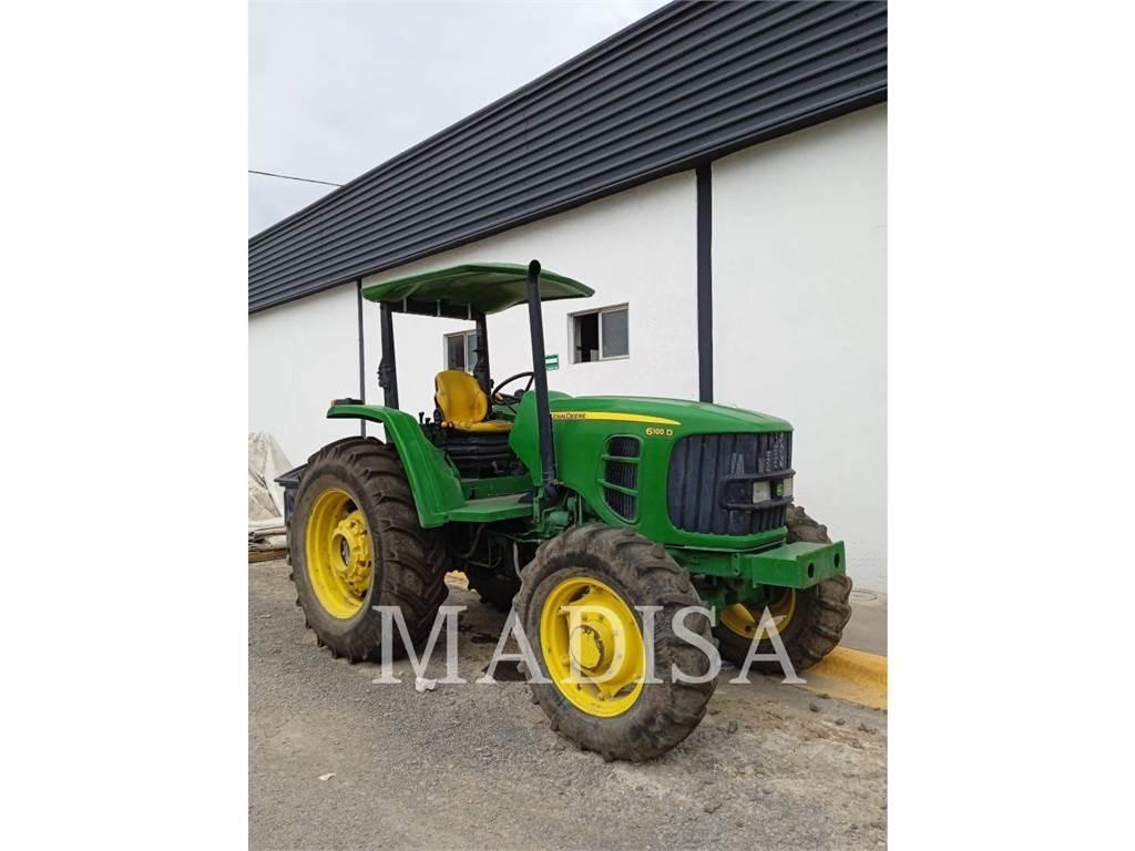John Deere 6110D Traktori