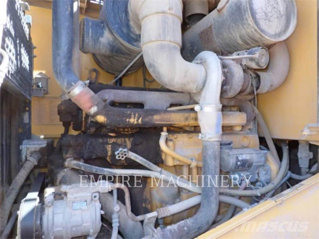 John Deere 644H Iekrāvēji uz riteņiem