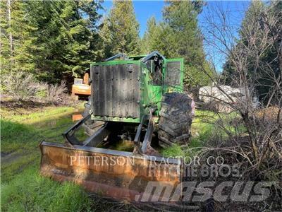 John Deere 648L Šķeldotāji