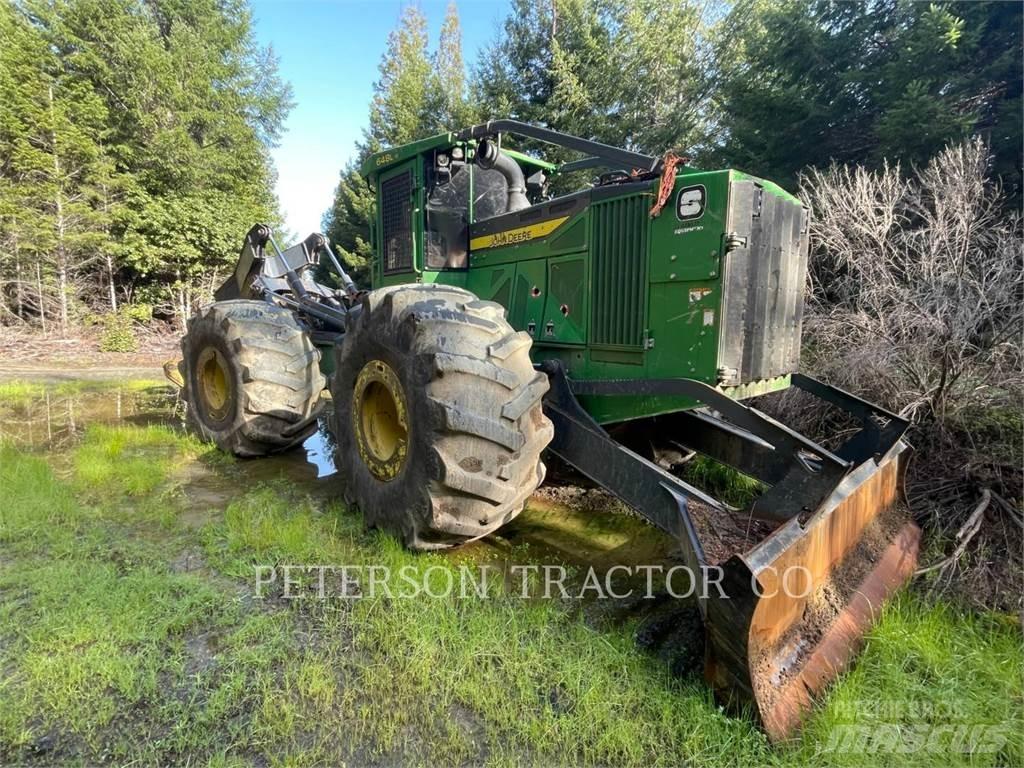 John Deere 648L Šķeldotāji