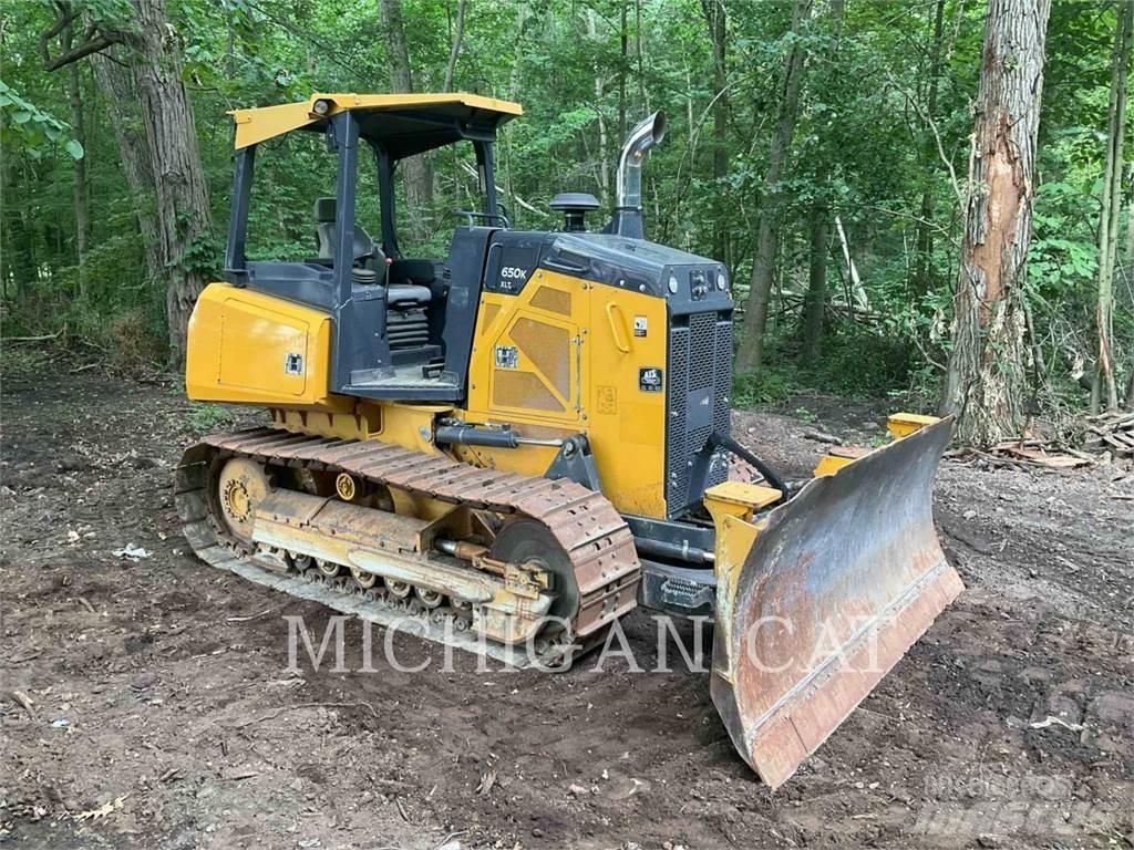 John Deere 650K Kāpurķēžu buldozeri