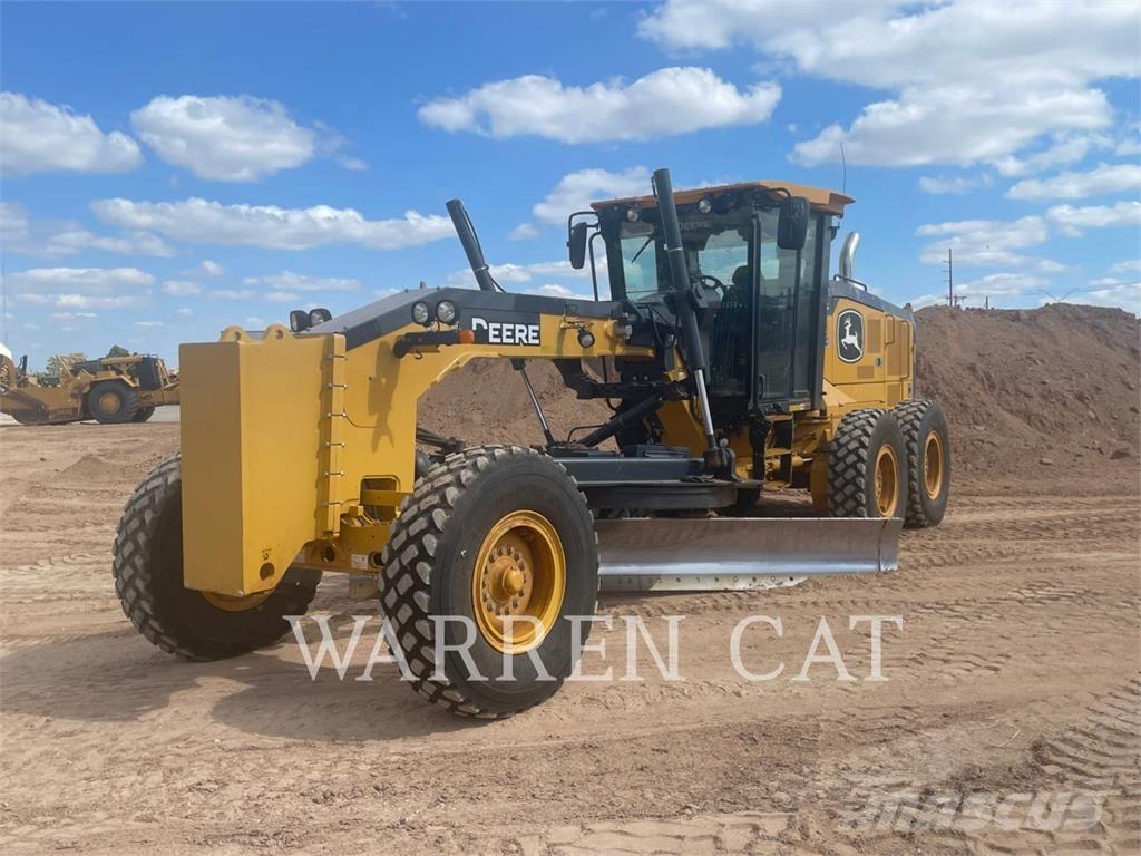 John Deere 670 Greideri