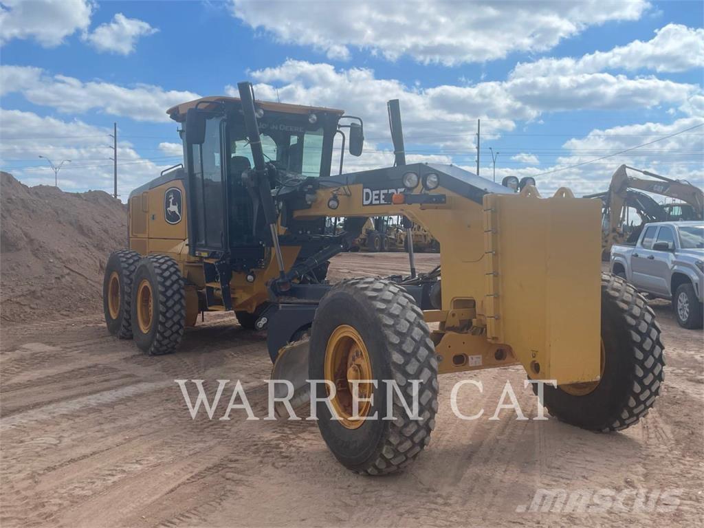 John Deere 670 Greideri