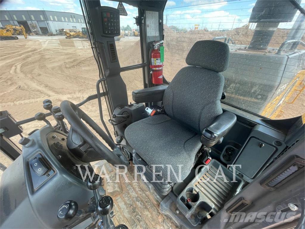 John Deere 670 Greideri