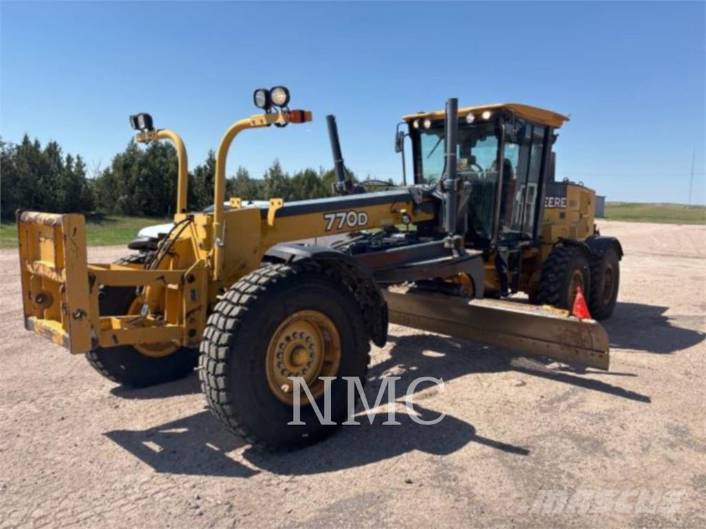 John Deere 770D_JD Greideri