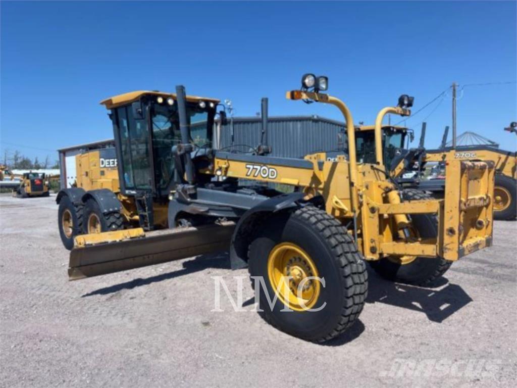 John Deere 770D_JD Greideri