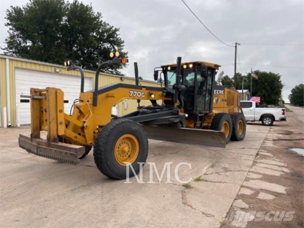 John Deere 770G_JD Greideri