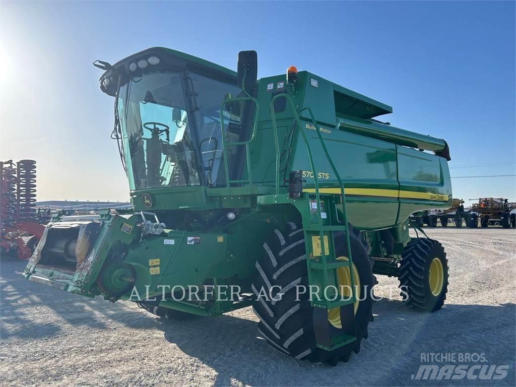 John Deere 9570 STS Ražas novākšanas kombaini
