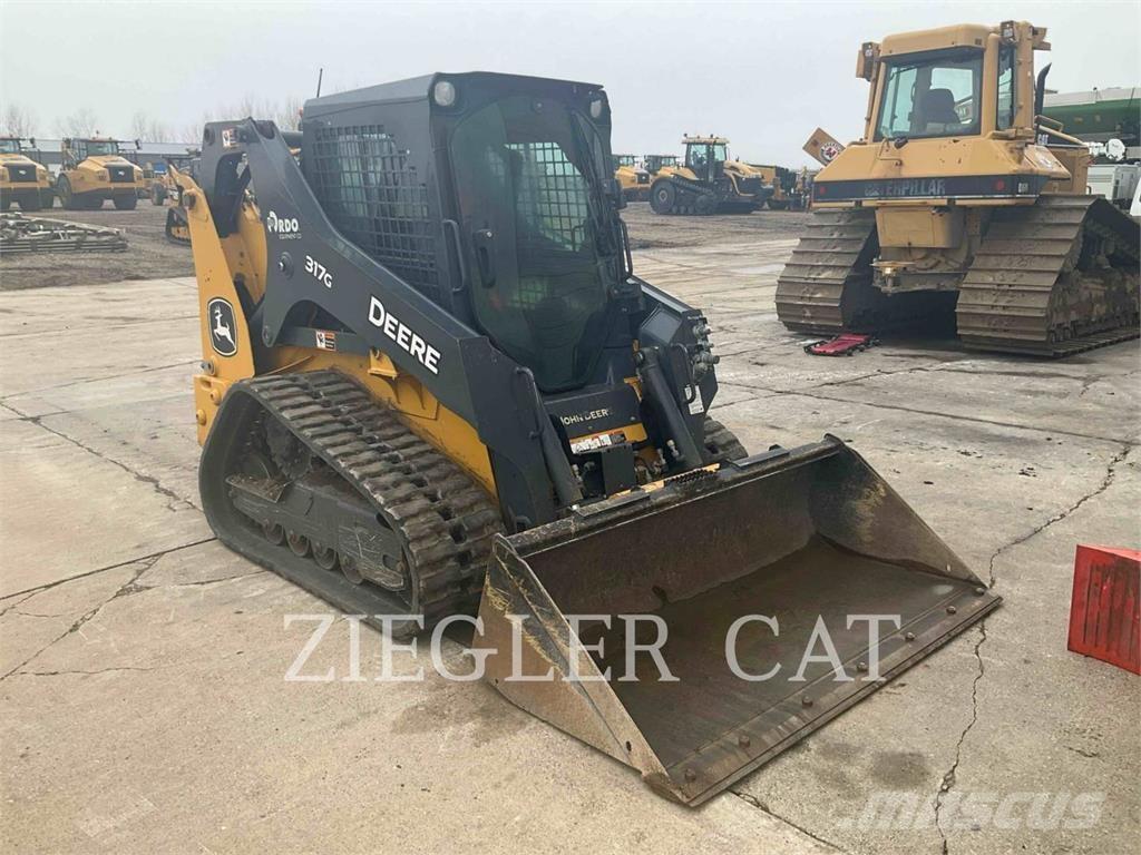 John Deere & CO. 317G Kāpurķēžu iekrāvēji