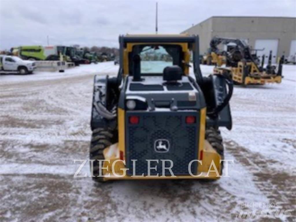 John Deere & CO. 320G Lietoti riteņu kompaktiekrāvēji
