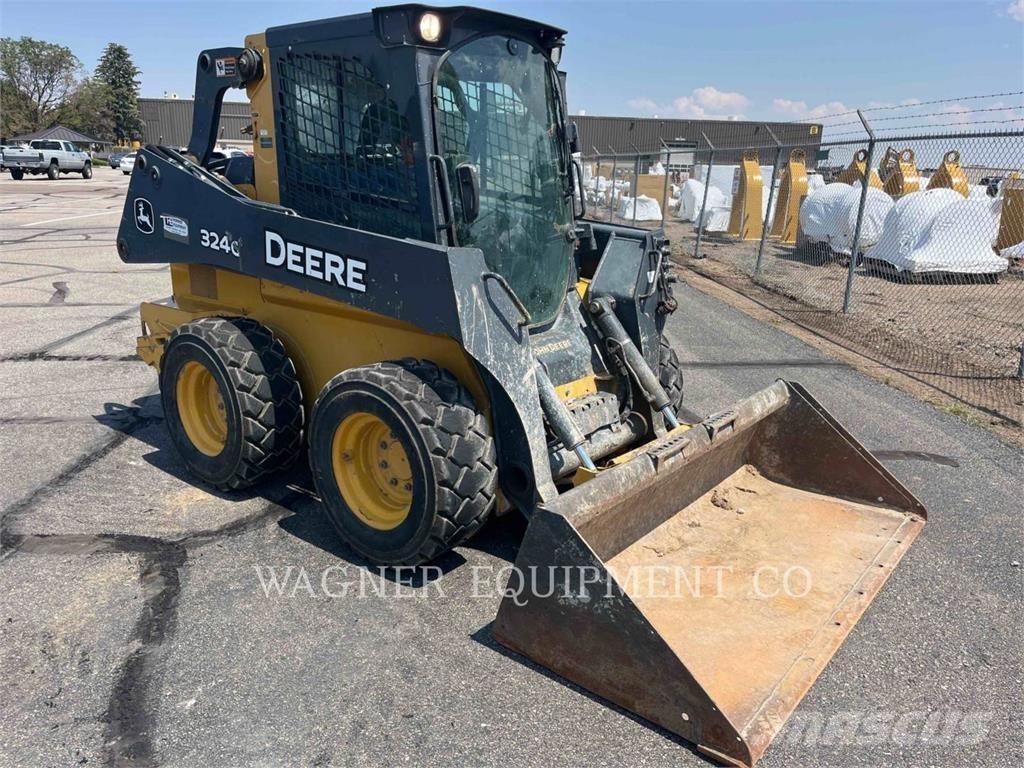 John Deere & CO. 324G Lietoti riteņu kompaktiekrāvēji
