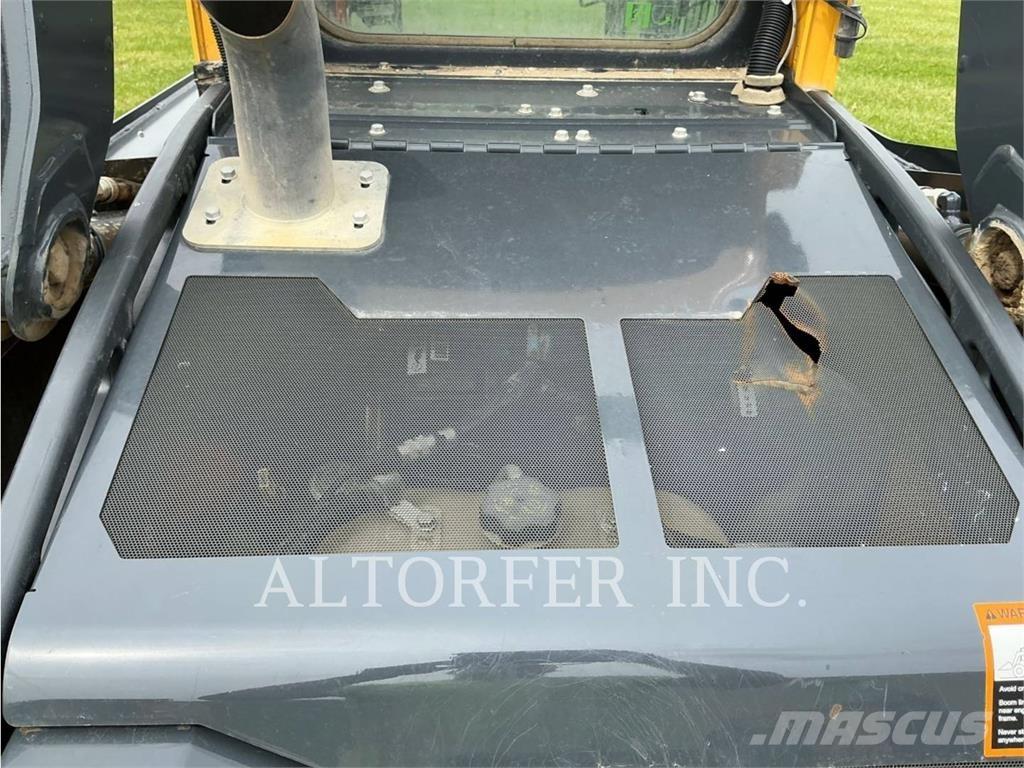 John Deere & CO. 325G Lietoti riteņu kompaktiekrāvēji