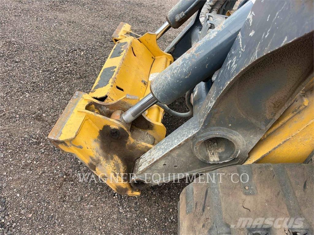 John Deere & CO. 333G Kāpurķēžu iekrāvēji