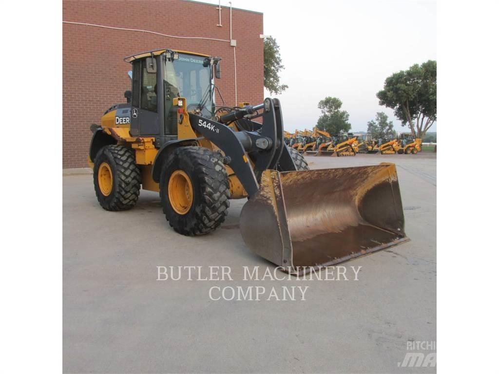 John Deere & CO. 544K Iekrāvēji uz riteņiem