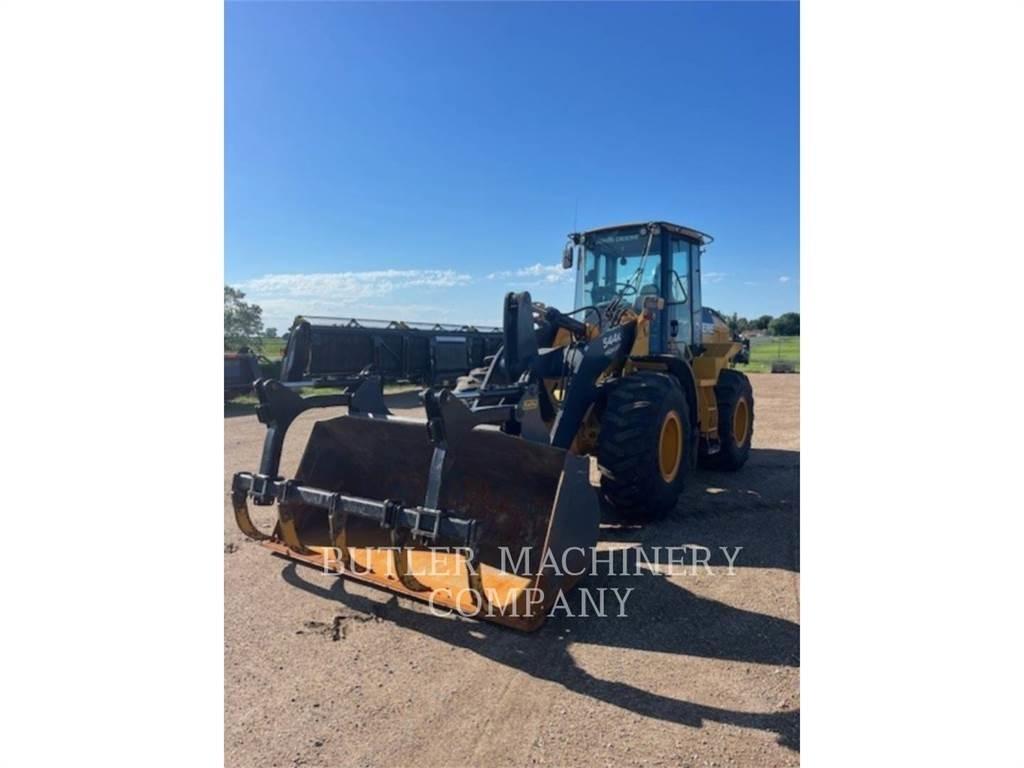 John Deere & CO. 544K Iekrāvēji uz riteņiem