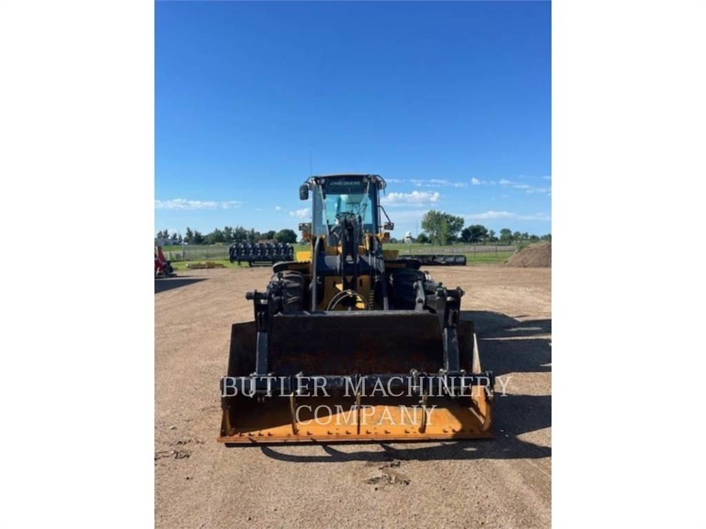 John Deere & CO. 544K Iekrāvēji uz riteņiem