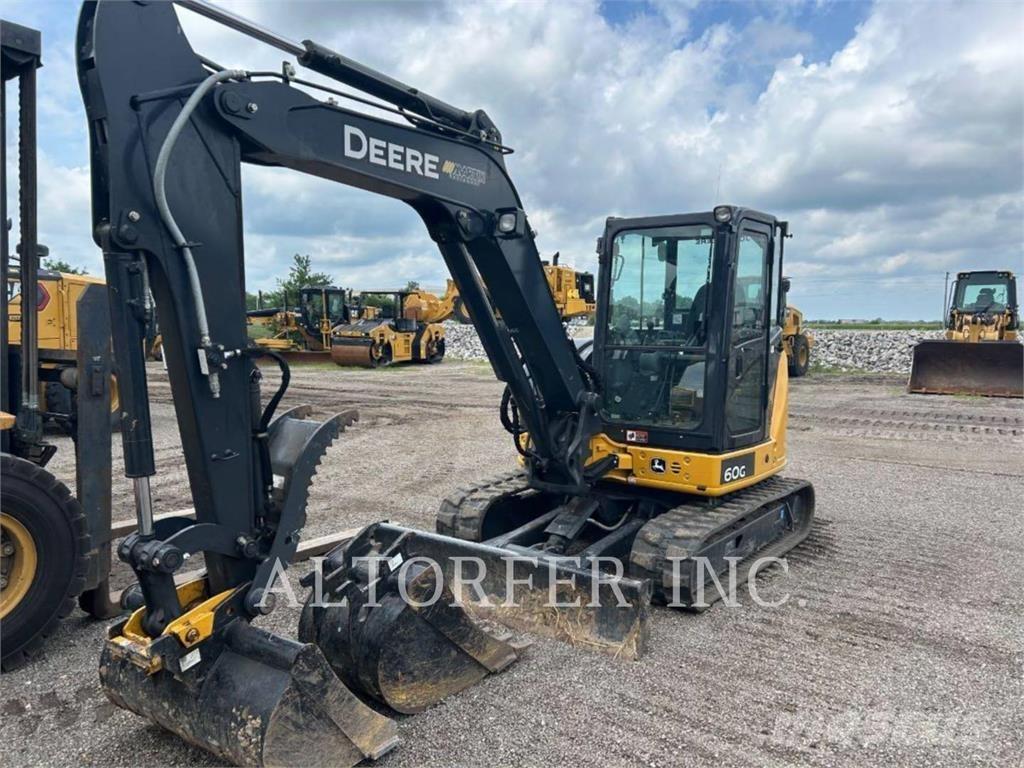 John Deere & CO. 60G Kāpurķēžu ekskavatori