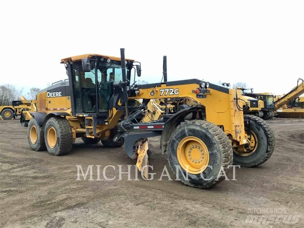 John Deere & CO. 772G Greideri