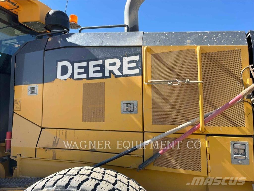 John Deere & CO. 772G AWD Greideri
