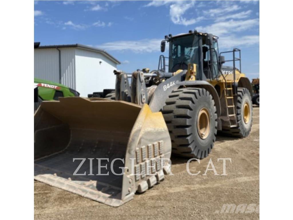 John Deere & CO. 844K Iekrāvēji uz riteņiem