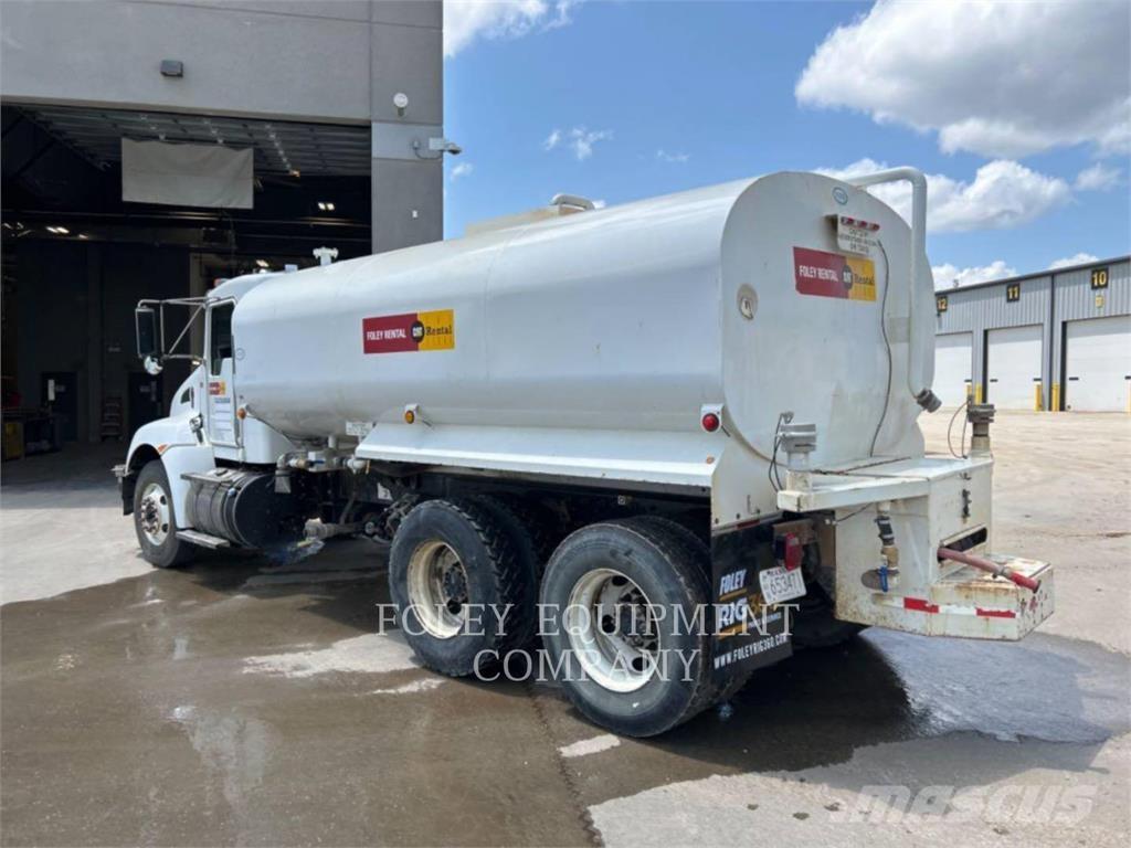 Kenworth WTRTRK4K Autocisterna
