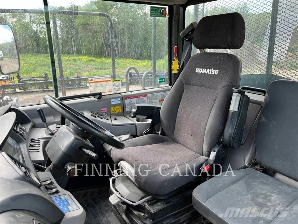 Komatsu CANADA HM300-3 Artikulētie pašizgāzēji