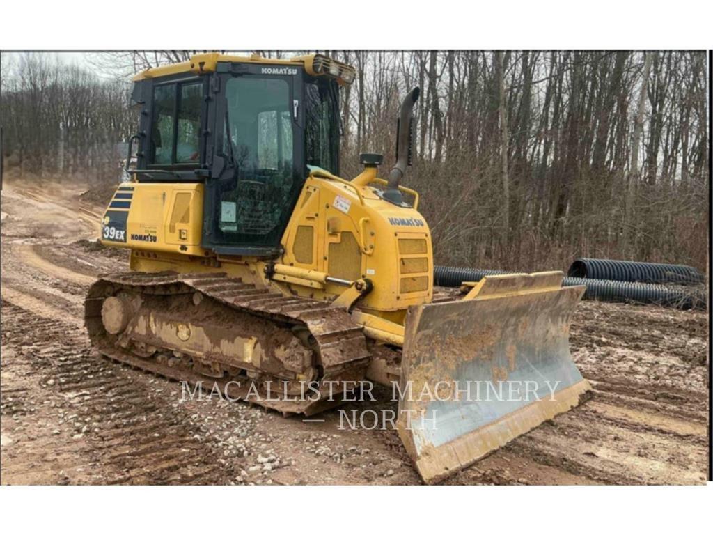 Komatsu D39EX-24 Kāpurķēžu buldozeri