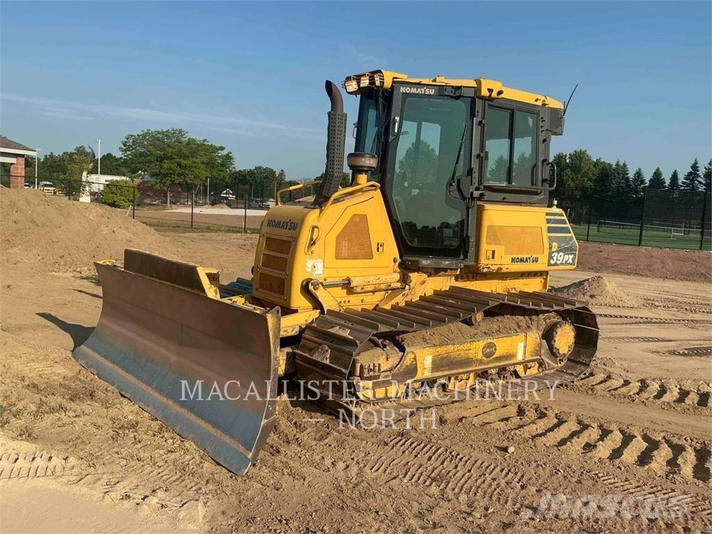 Komatsu D39PX-23 Kāpurķēžu buldozeri