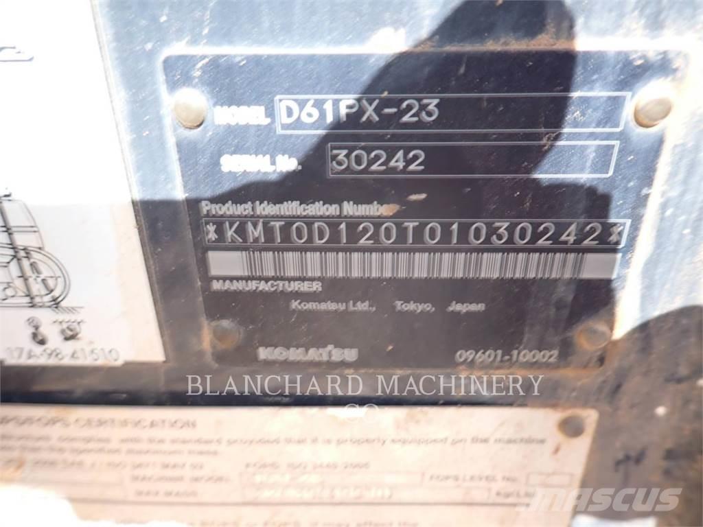 Komatsu D61PX-23 Kāpurķēžu buldozeri