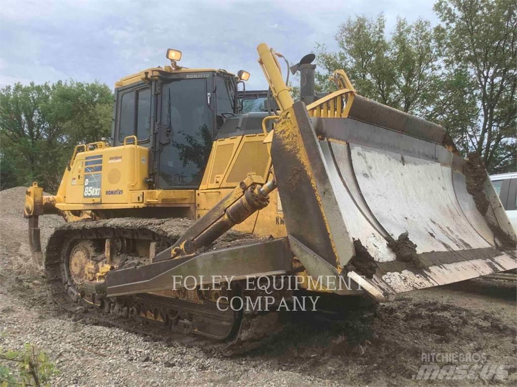Komatsu D85EXI Kāpurķēžu buldozeri