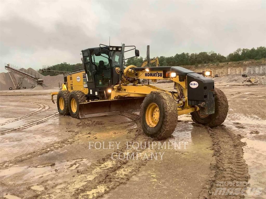 Komatsu GD655 Greideri
