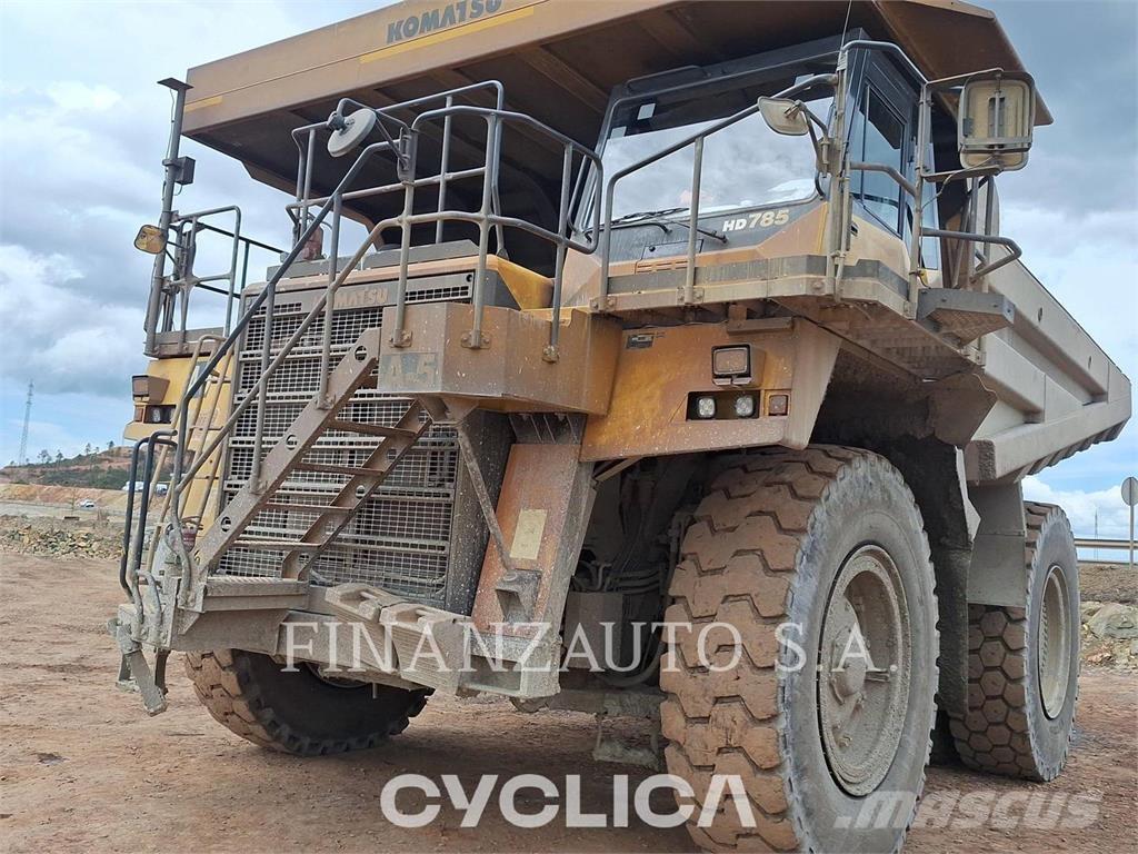 Komatsu HD785-7 Artikulētie pašizgāzēji