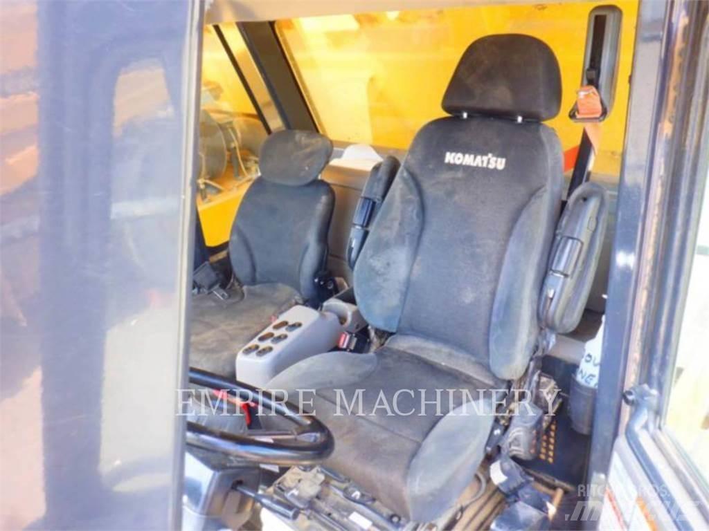Komatsu HD785-8 Artikulētie pašizgāzēji
