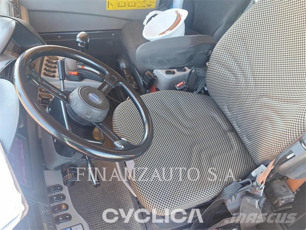 Komatsu HD785-8 Artikulētie pašizgāzēji