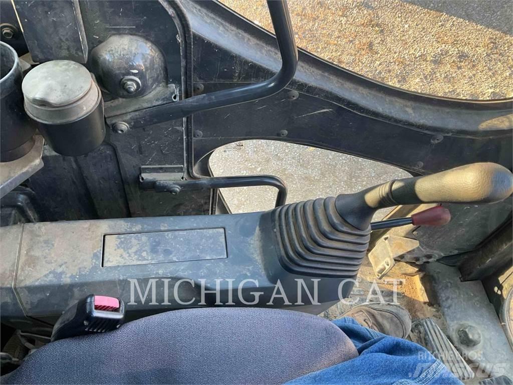 Komatsu PC128US Kāpurķēžu ekskavatori