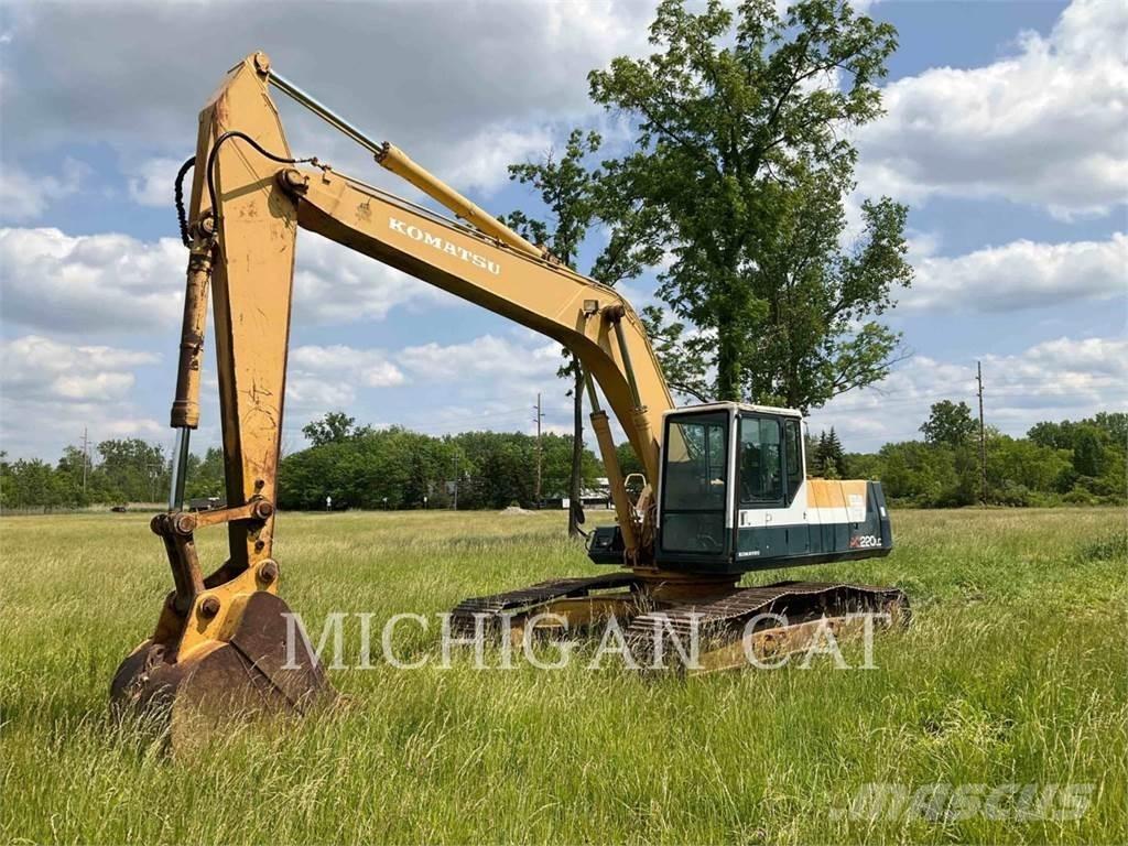 Komatsu PC220 Kāpurķēžu ekskavatori