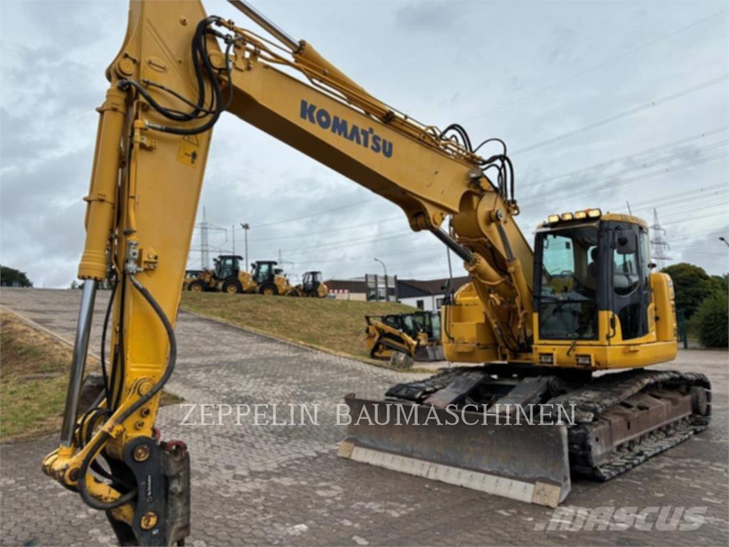 Komatsu PC228 Kāpurķēžu ekskavatori