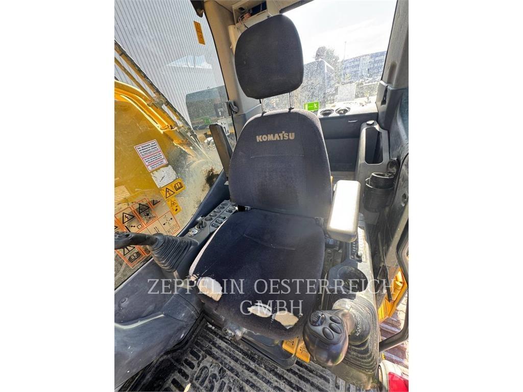 Komatsu PC450LC-8 Kāpurķēžu ekskavatori