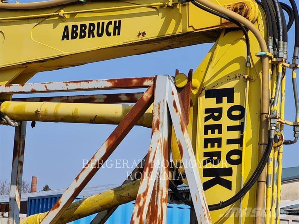 Komatsu PC450LCD-6K Kāpurķēžu ekskavatori