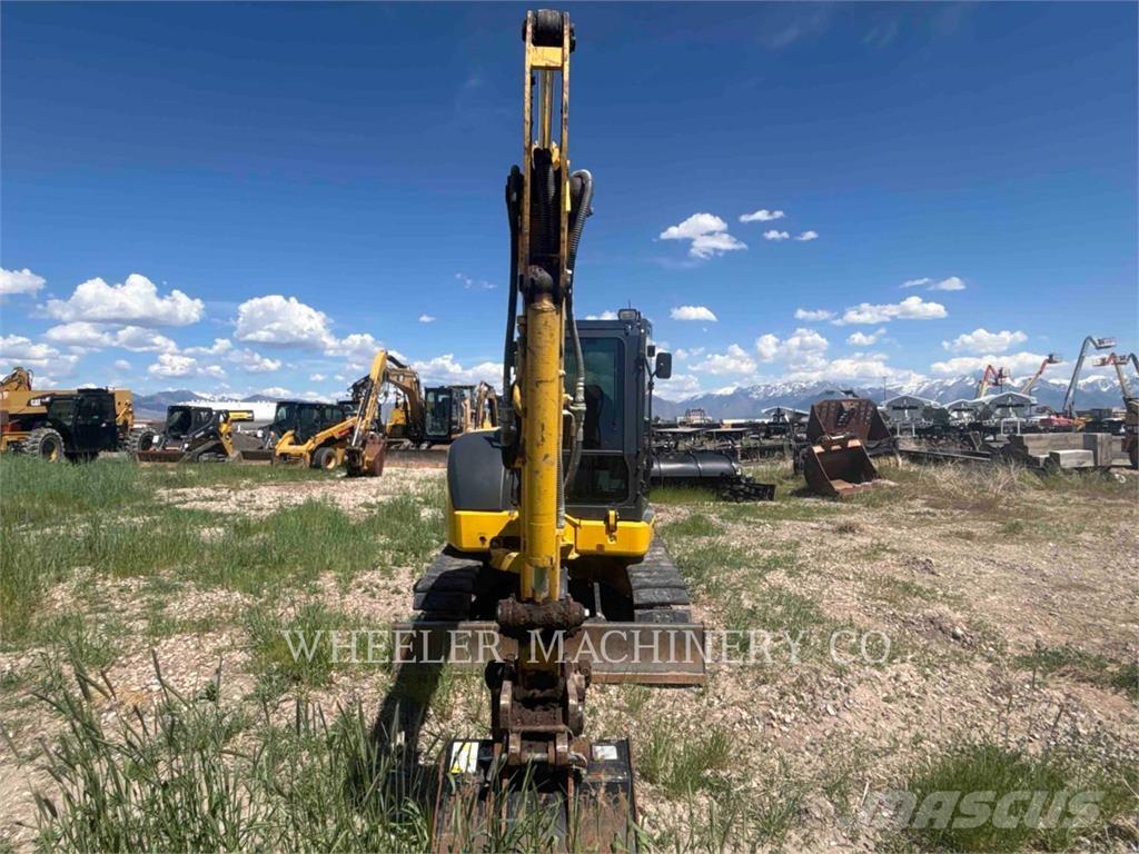 Komatsu PC55MR-5 Kāpurķēžu ekskavatori