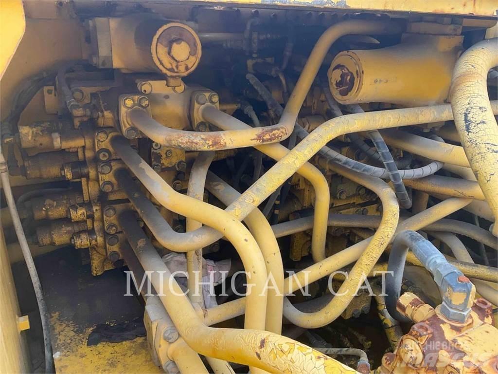 Komatsu PC750LC-6K Kāpurķēžu ekskavatori